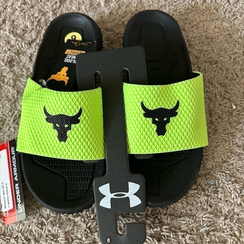Under Armour UA Project Rock Slides 2.0 Volt Green Black Michelin Wild Gripper - Picture 2 of 7